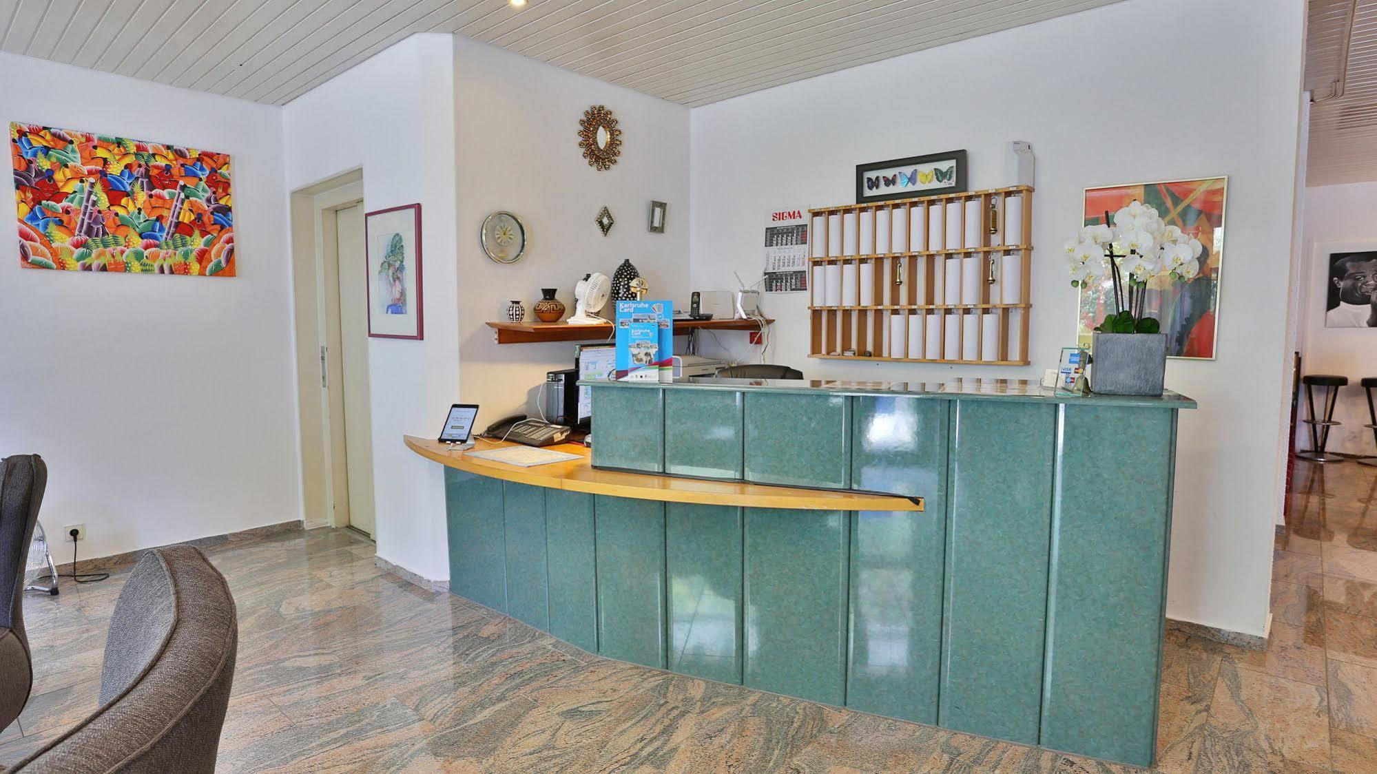 Hotel Maurer Карлсруэ Экстерьер фото